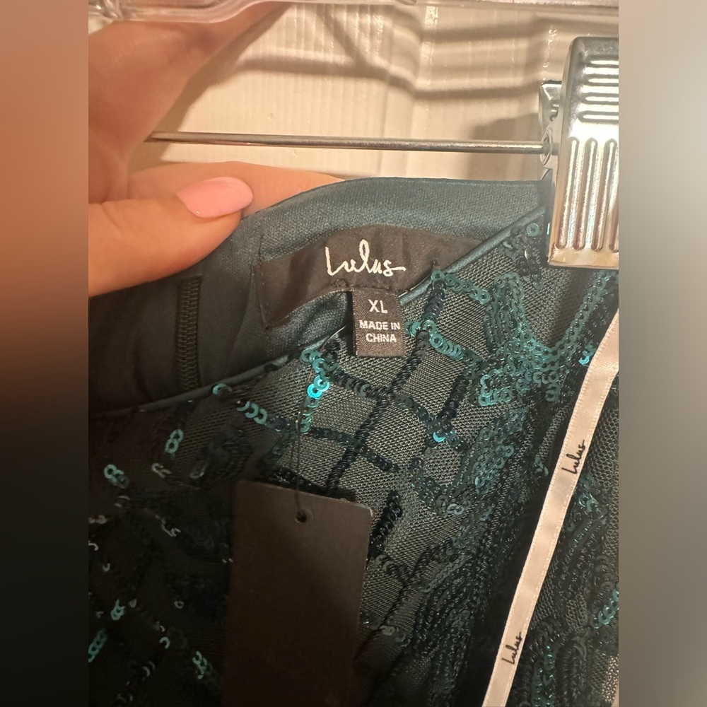 NWT - LuLu’s Two Piece Midi Dress - Sequin - Picture 9 of 12
